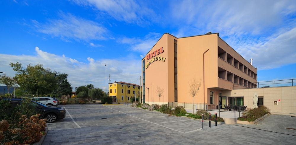Hotel Brandoli Verona Bagian luar foto