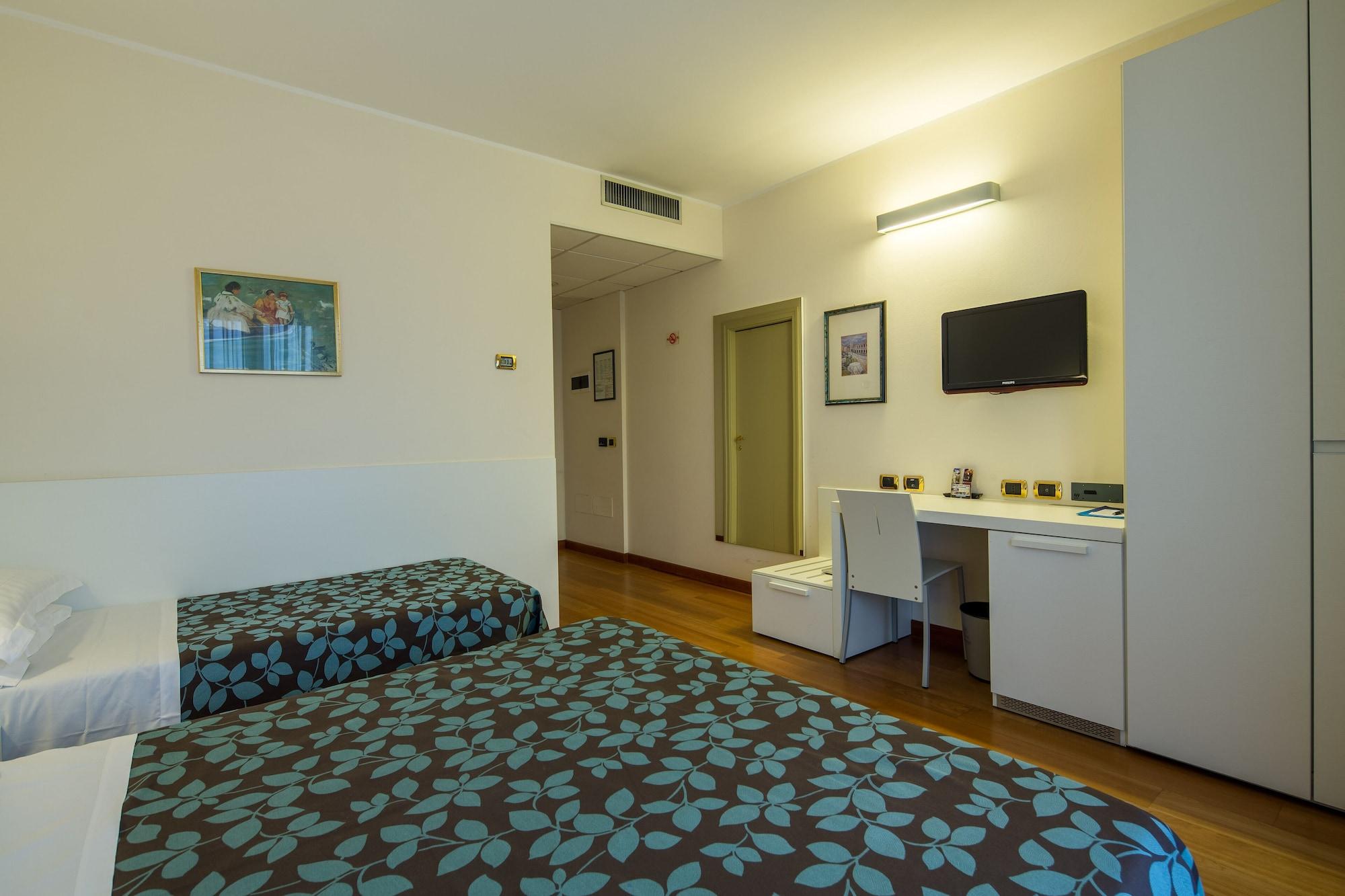 Hotel Brandoli Verona Bagian luar foto