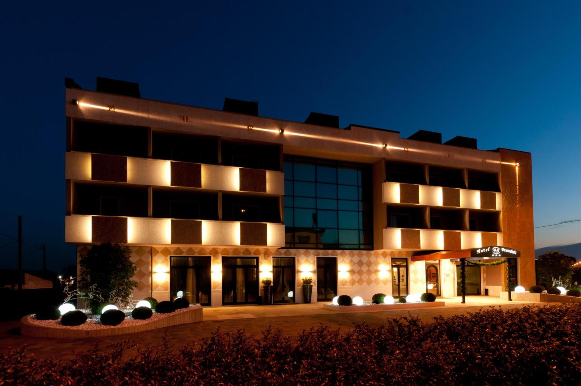 Hotel Brandoli Verona Bagian luar foto