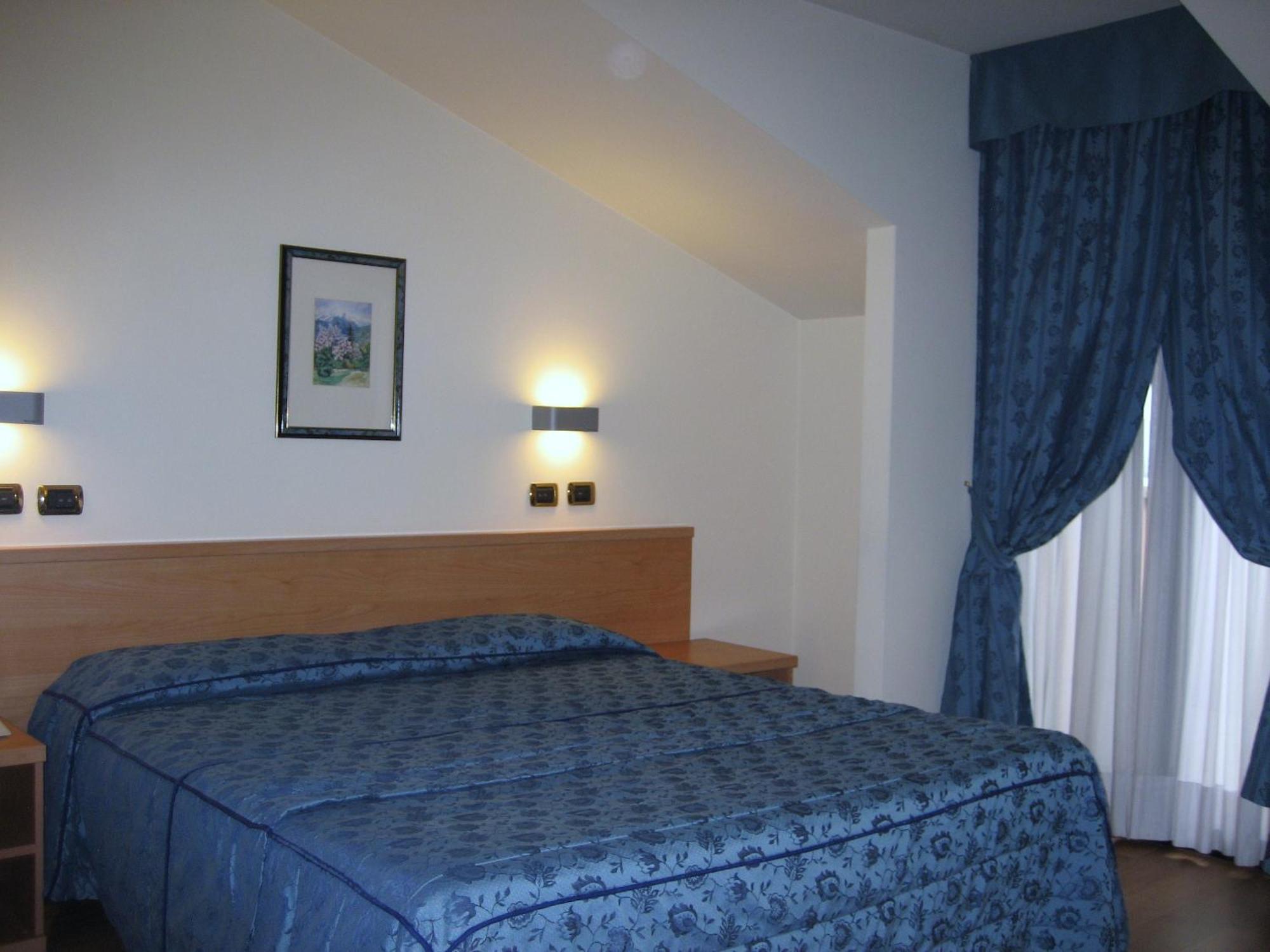 Hotel Brandoli Verona Bagian luar foto