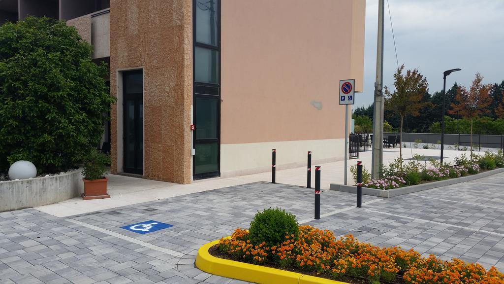 Hotel Brandoli Verona Bagian luar foto