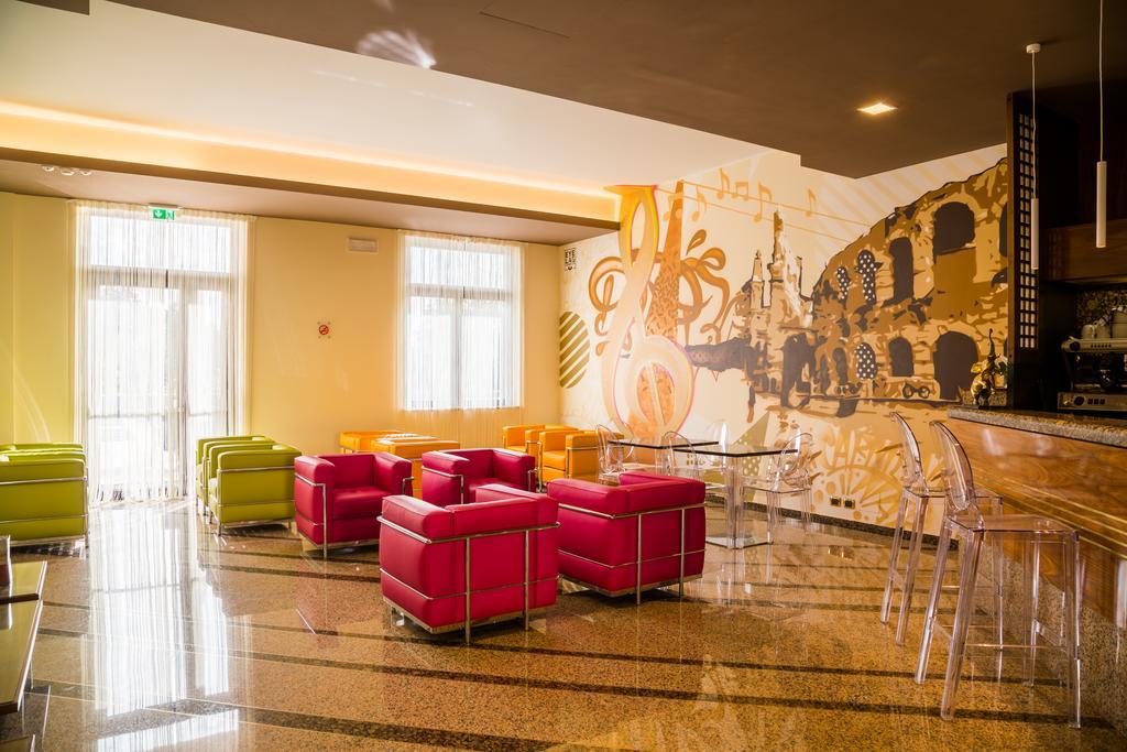 Hotel Brandoli Verona Bagian luar foto