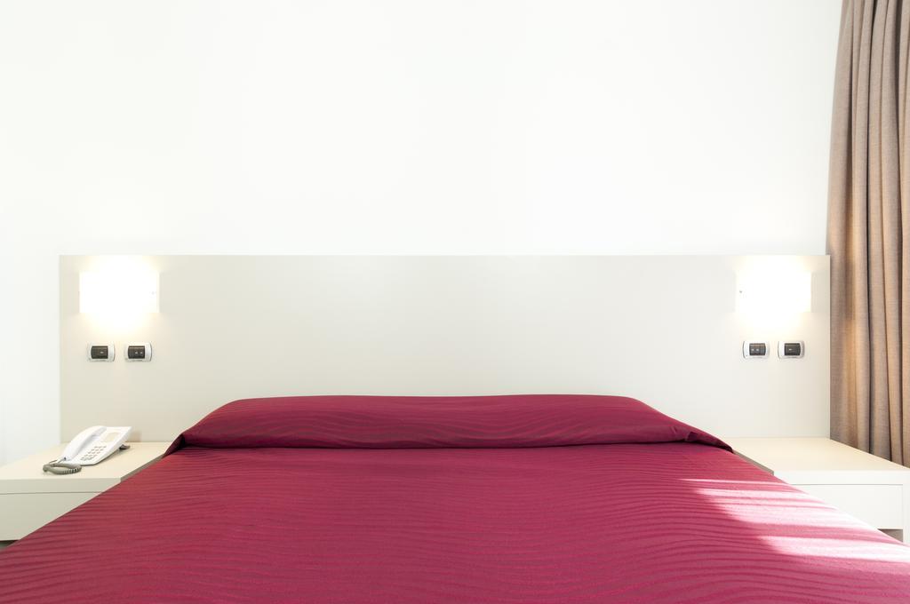 Hotel Brandoli Verona Bagian luar foto